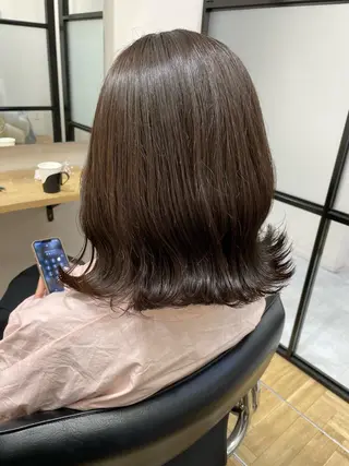ミディアム カラー オリーブカラー 特化　　kaiのヘアスタイル