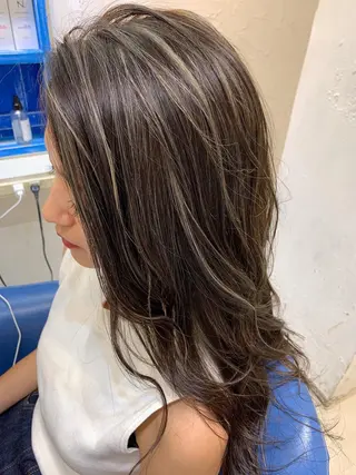 セミロング カラー 中目黒✂︎店長✂︎ TOMOHIROのヘアスタイル