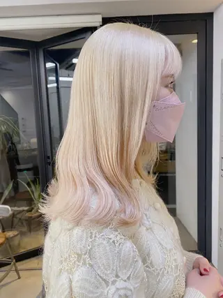 セミロング カラー ヘアアレンジ Flamme Annaのヘアスタイル