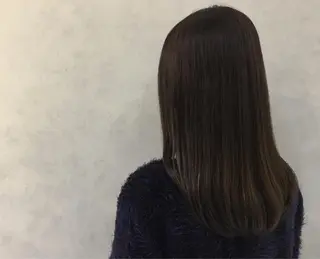 ロング カラー ︎︎🧸 ユリ ︎︎🧸のヘアスタイル
