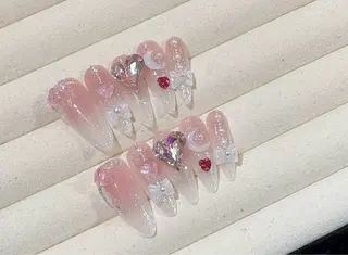 ネイル D-BEAUTY Nailsalonのネイルデザイン