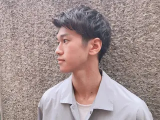 ショート カラー パーマ メンズ ちこ .のヘアスタイル