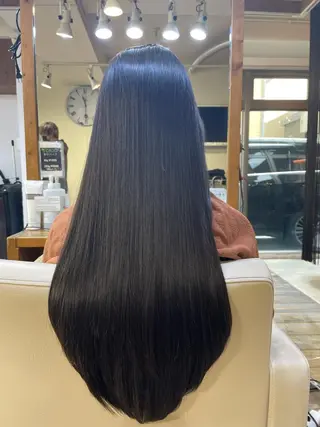 ロング 山木 裕子のヘアスタイル