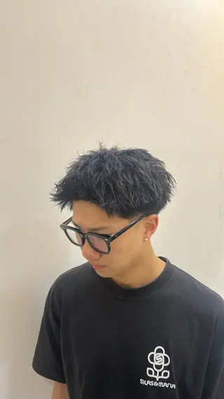 ショート メンズ TUM🔥フェード/ メンズパーマのヘアスタイル