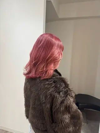 ミディアム カラー 大人な抜け感レイヤー remi🖤のヘアスタイル