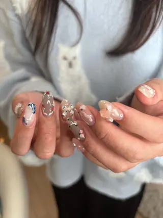 ネイル moi nail ˙⋆.˚のネイルデザイン