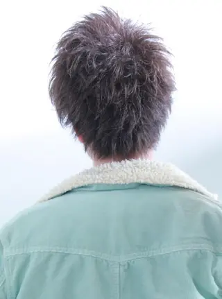 ミディアム カラー メンズ メンズヘア特化 崎田 成人のヘアスタイル