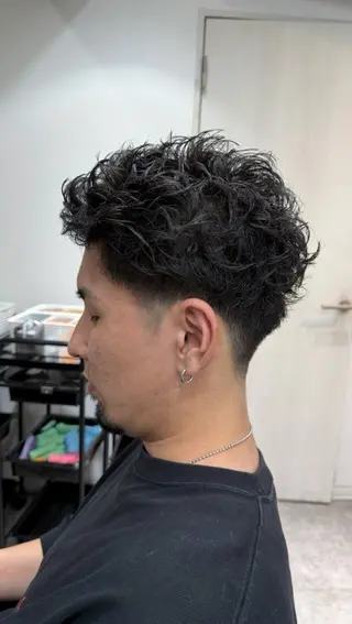 ショート パーマ メンズ lana hair  新宿髪質改善トリートメント新宿三丁目【ラナヘアー】所属・新宿メンズ専門 モテ清潔感パーマ特化のヘアスタイル