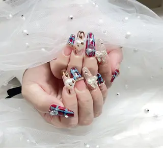 ネイル KARI ネイルサロンのネイルデザイン