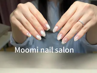 ショート Moomi nailのネイルデザイン