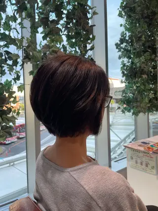 ショート 平 真亜里のヘアスタイル