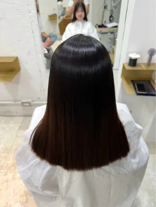 セミロング 青山 綾乃のヘアスタイル