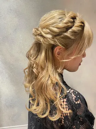ミディアム ヘアアレンジ 松永 梨央のヘアスタイル
