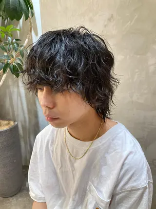 ミディアム パーマ メンズ 波巻きスパイラルパー マ/シャドウパーマ駿のヘアスタイル