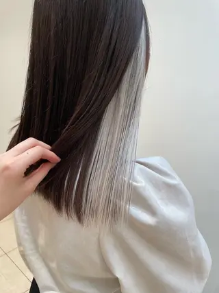 ミディアム レイヤー/ハイトーン 🫧‪Erikaのヘアスタイル