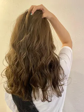 セミロング カラー パーマ m ā l o. マァロのヘアスタイル