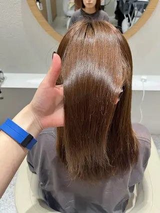セミロング 白髪ぼかしマイスター 🫧shuri🫧のヘアスタイル