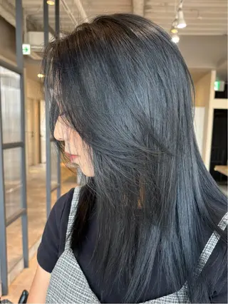 セミロング Lia近鉄八尾店所属・HIRO ✂︎のヘアスタイル