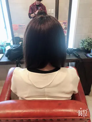 セミロング 髪質改善 カラーJILLのヘアスタイル