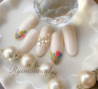 ネイル Ryononnail 上谷典子のネイルデザイン