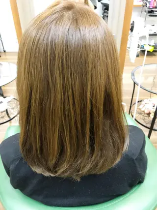 ミディアム カラー 吉森 満俊のヘアスタイル