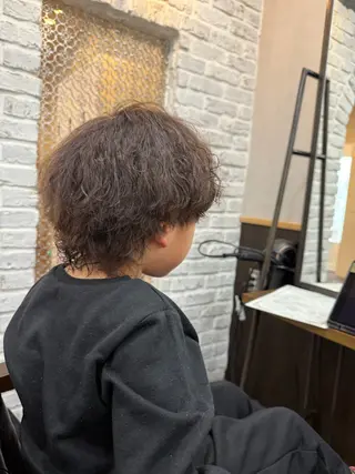 メンズ キッズ 艶カラー✨️派手髪 🦄renのヘアスタイル