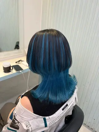 セミロング カラー ブリーチカラー 🩵MIZUKIのヘアスタイル