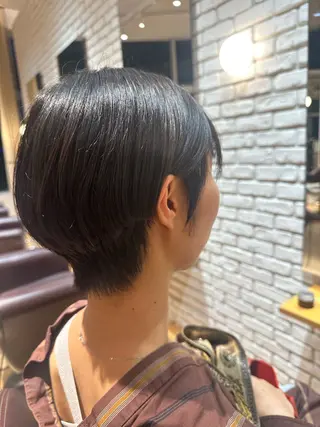 ショート 松浦 麻衣のヘアスタイル