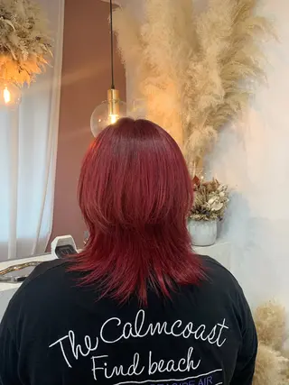 ミディアム カラー yuumi 👱🏻‍♀️のヘアスタイル
