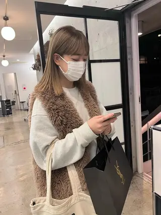 ミディアム カラー くせっ毛カット タツヤのヘアスタイル