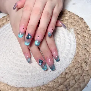 ネイル M🌷nail 長さだし専門店のネイルデザイン