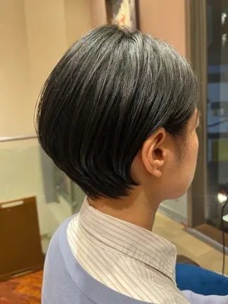 ショート ｼｮｰﾄｶｯﾄ 梅田 山下　すみれのヘアスタイル