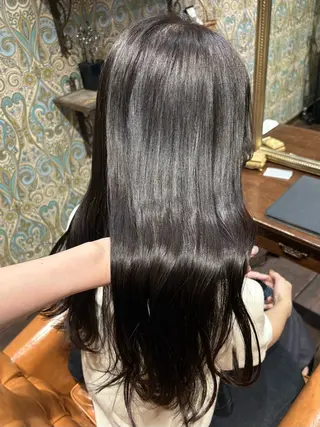 セミロング カラー なぎさ 🎀 / 透明感カラー/心斎橋のヘアスタイル