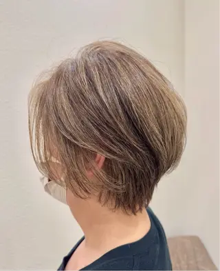 ショート カラー amie by AFLOAT 浦和店のヘアスタイル
