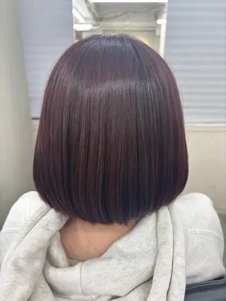 ショート 腰越 麻奈のヘアスタイル