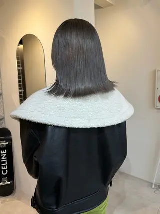 ミディアム shiro.kobe 森彩華のヘアスタイル