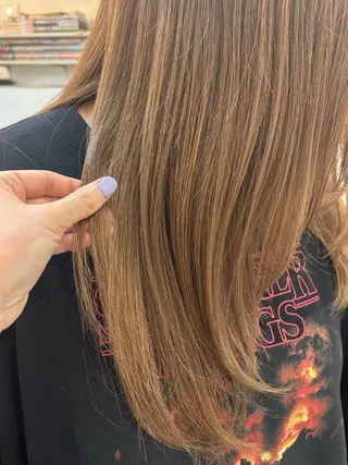 ロング カラー ネモト ユイ / fit standのヘアスタイル