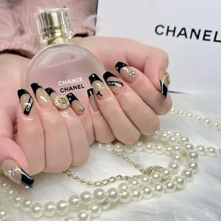 ネイル Miki 本町駅｜💅‎🤍のネイルデザイン