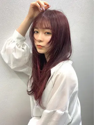 ロング カラー ヘアアレンジ 🫧umu.🫧韓国 /レイヤー/ハッシュのヘアスタイル