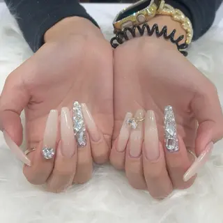 ネイル 横浜Nailist 𝜗𝜚春菜のネイルデザイン