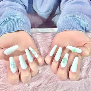 ネイル Jr.ネイリスト🤍 【Alissa】新栄のネイルデザイン