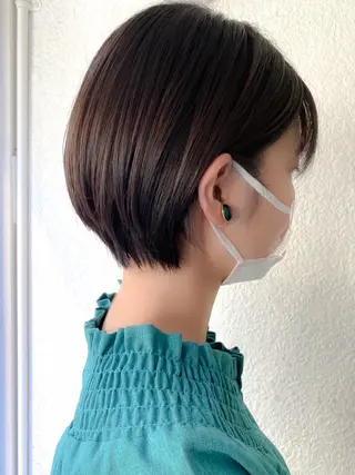 ショート カラー COLO✨️ 白川綺香のヘアスタイル