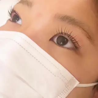 マツエク・マツパ 南 綾花の眉毛・アイブロウイメージ