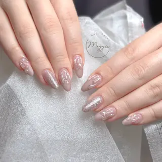 ネイル Maggie Nail🦩のネイルデザイン