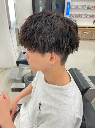 ショート メンズ 亀井隆汰/メンズ専門 パーマ特化美容師のヘアスタイル