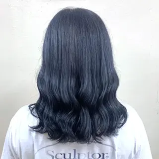 セミロング カラー ブリーチカラー 🩵MIZUKIのヘアスタイル