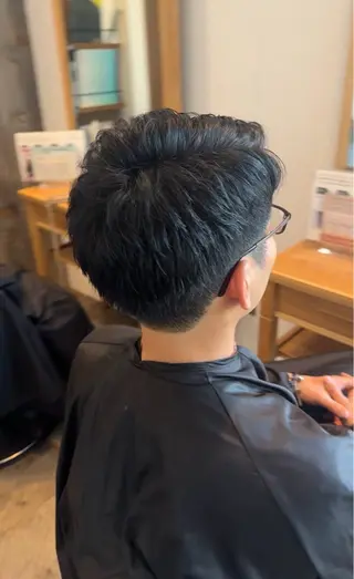 メンズ 艶カラー 🩵NATSUKIのヘアスタイル