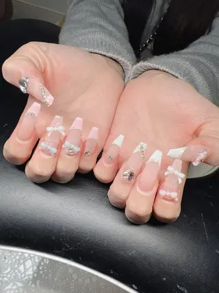 ネイル Lee Nailsのネイルデザイン