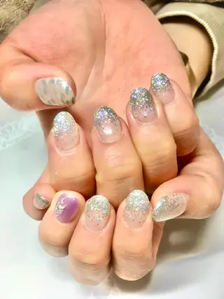 ネイル 新宿ネイルサロン ジェミディローサのネイルデザイン