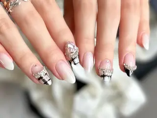 ネイル 新山 聖のネイルデザイン